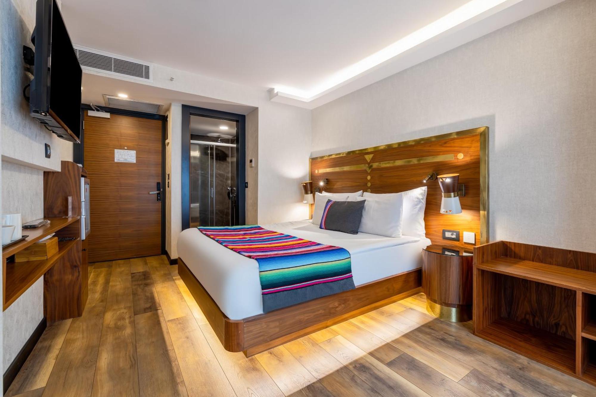 Hay Hotel Alsancak Izmir Exteriör bild