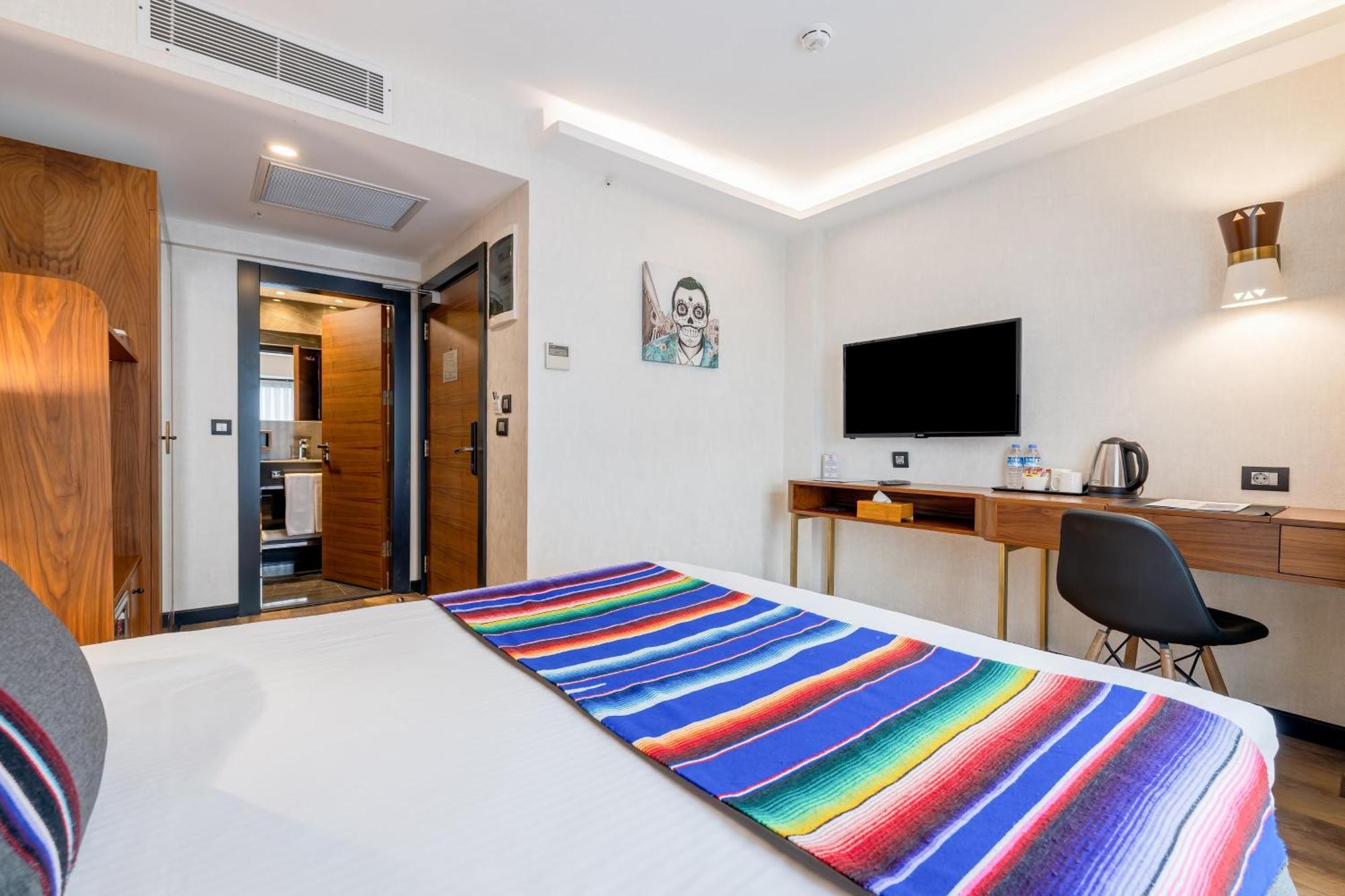 Hay Hotel Alsancak Izmir Exteriör bild