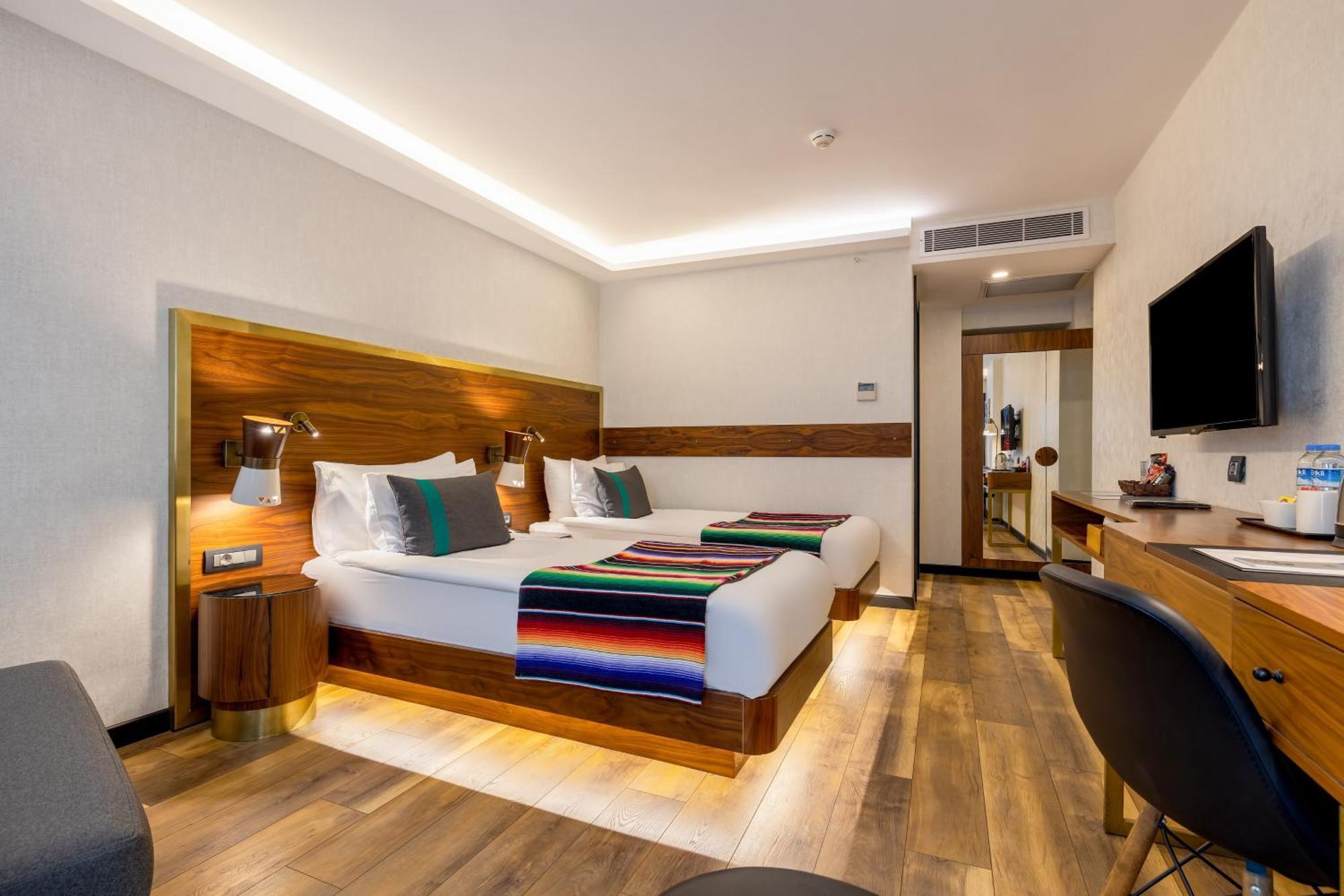 Hay Hotel Alsancak Izmir Exteriör bild