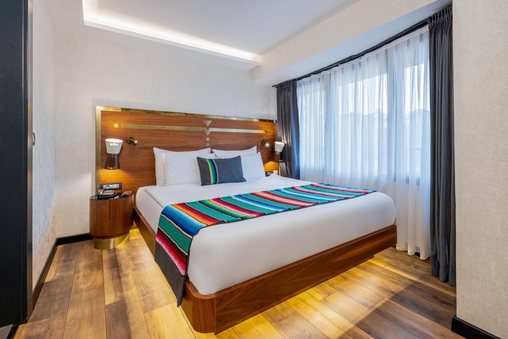 Hay Hotel Alsancak Izmir Exteriör bild