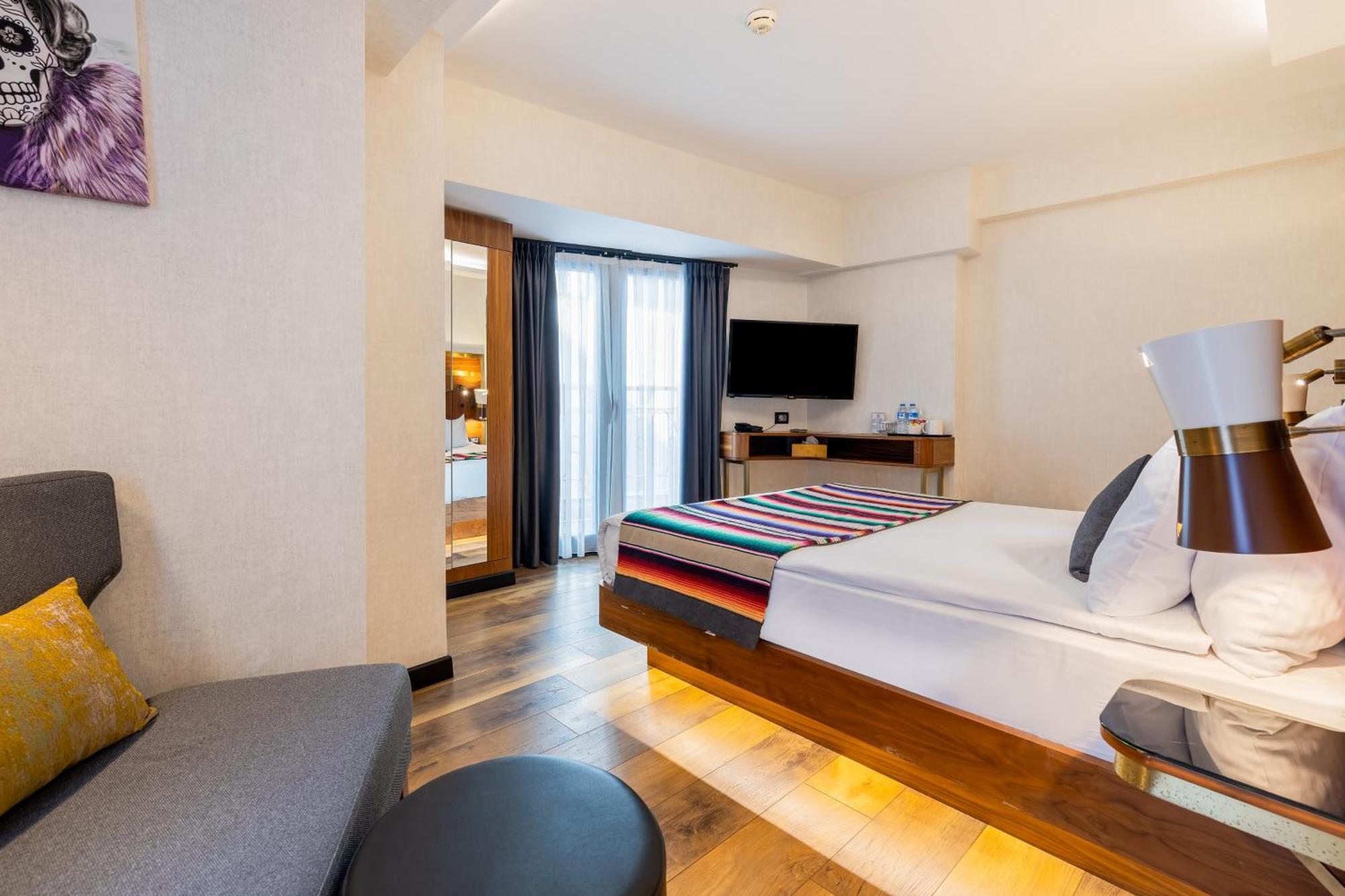 Hay Hotel Alsancak Izmir Exteriör bild