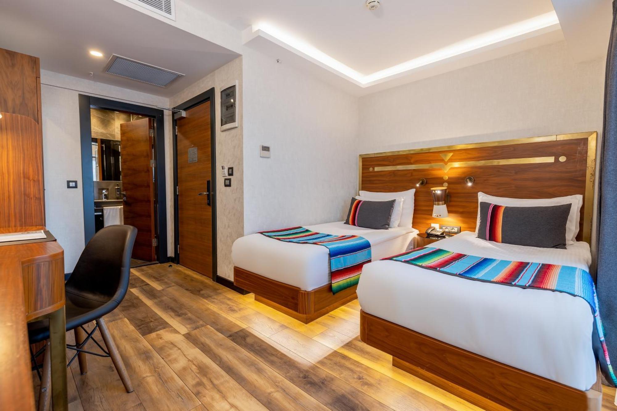 Hay Hotel Alsancak Izmir Exteriör bild