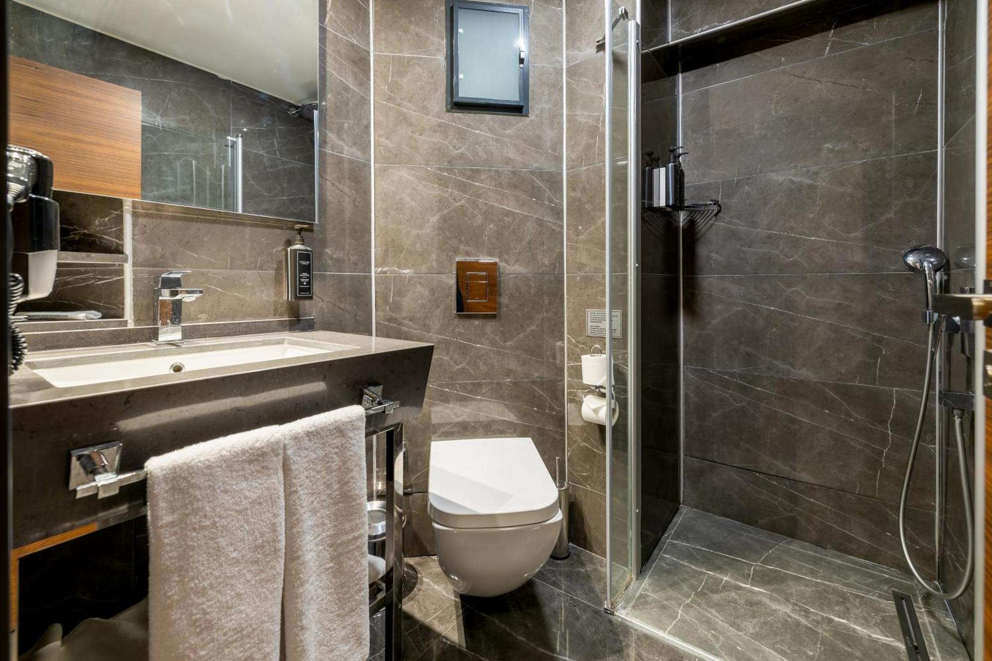 Hay Hotel Alsancak Izmir Exteriör bild